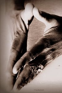 Keine betenden Hände © Tom Rübenach