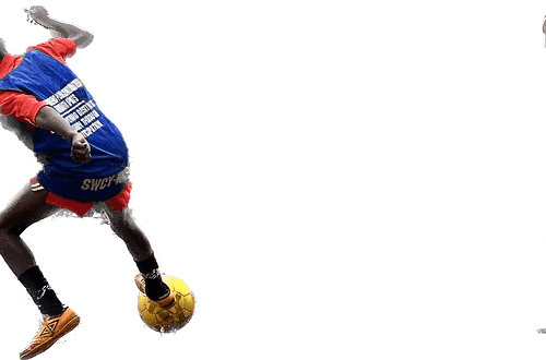 Fußball in Korogocho mit Herz – ohne die FIFA | Foto © Tom Ruebenach