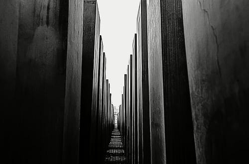 Das Holocaust-Mahnmal in Berlin. | Foto © canva